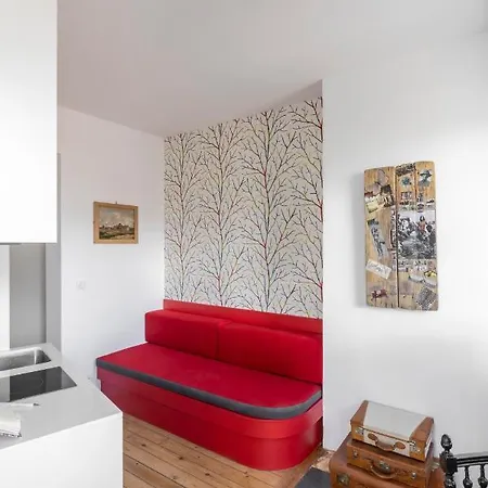 Maisondeschaumes-paris Bed & Breakfast 4*